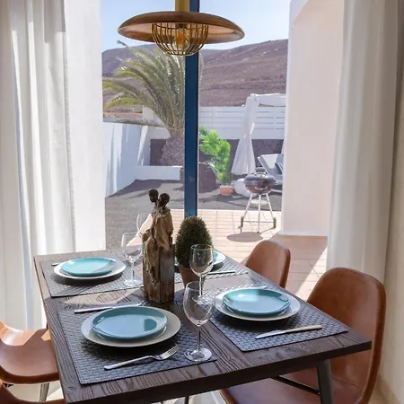 Villa Villalia Famara